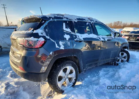 2019 Jeep Compass Latitude z USA, uszkodzony, nr VIN 3C4NJDBB5KT597354